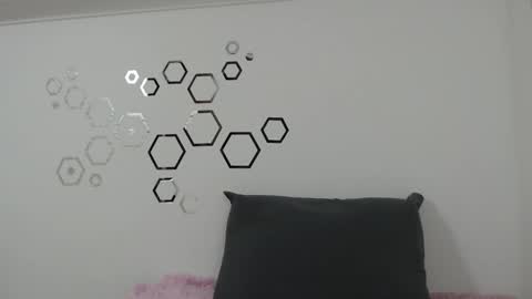 Carolina online show from 09.17.25