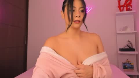 zoecams online show from 05.22.26