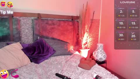 Snapshot of zoee_23 chatting on 02.06.25 Zoe online show from 02.06.25