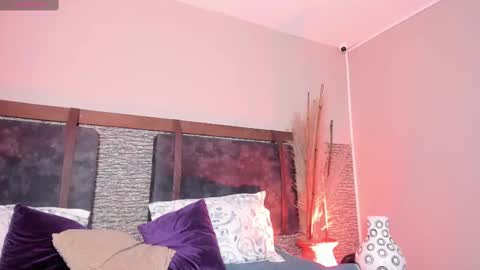 Snapshot of zoee_23 chatting on 03.05.25 Zoe online show from 03.05.25