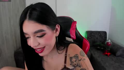  zoee jackson online show from 04.23.26