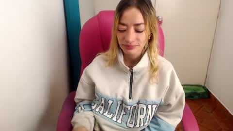 zoe online show from 08.03.26