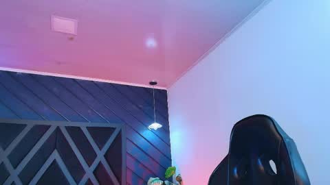 Zoe 3 online show from 04.25.26
