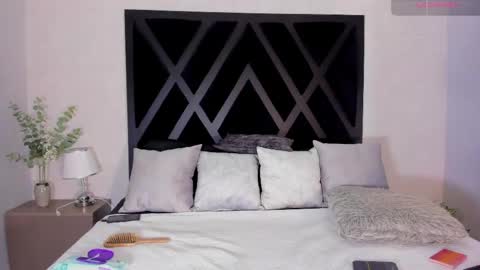 Zoe 3 online show from 05.26.26