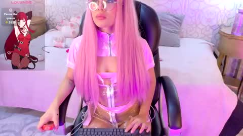 zoeecarter_ online show from 04.30.26