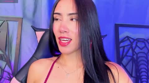 Laura  online show from 05.01.26