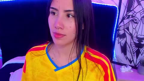 Laura  online show from 06.18.26