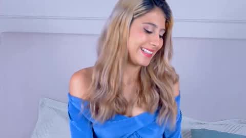 Zoe online show from 10.11.25