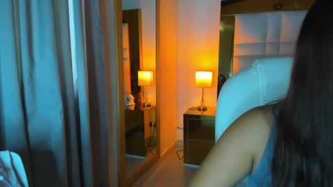 zoei_moon online show from 04.17.26