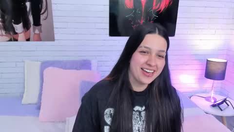 ZOE  online show from 11.21.25