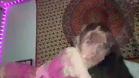 Snapshot of zoepleasing chatting on 02.26.25 zoepleasing online show from 02.26.25