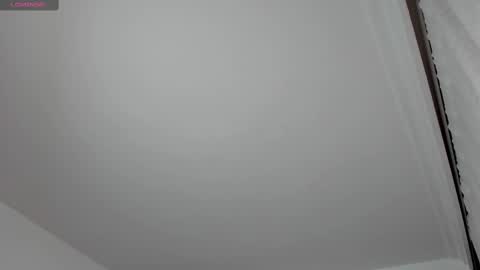 Snapshot of zoes_mile chatting on 02.03.25 Zoes online show from 02.03.25