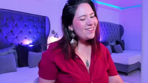 Snapshot of zoes_mile chatting on 10.03.25 Zoes online show from 10.03.25