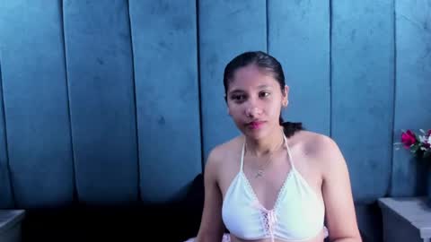 zoesmiitt online show from 06.16.26