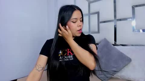 ZoeSwam online show from 10.07.25