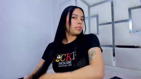 ZoeSwam online show from 10.22.25