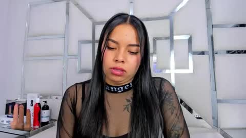 ZoeSwam online show from 11.10.25