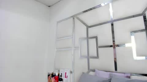ZoeSwam online show from 04.29.26