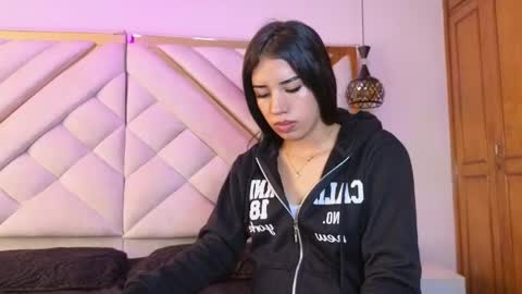 Zoe online show from 04.27.26