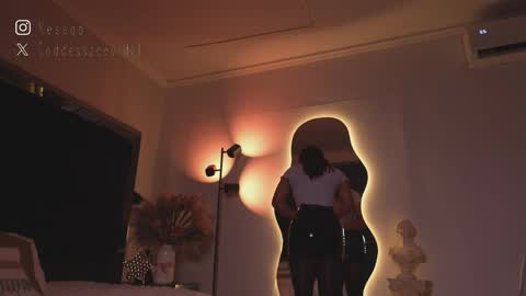 zoevidal_ online show from 02.22.26