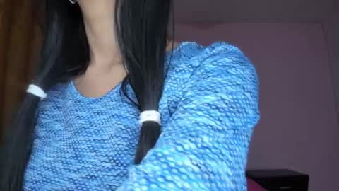 Snapshot of zoey_babyqueen19 chatting on 03.05.26 Zoey online show from 03.05.26