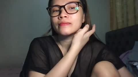 zoey_foryou online show from 02.17.25