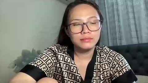 zoey_foryou online show from 10.19.25