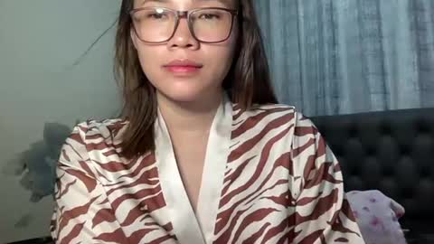 zoey_foryou online show from 10.22.25