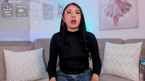 Zoey  online show from 05.06.26