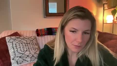 Snapshot of zoeydanner chatting on 01.08.26 Zoeydanner online show from 01.08.26