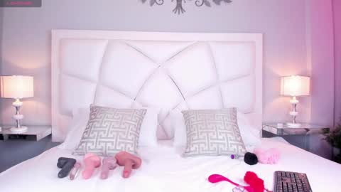 Z O E online show from 02.07.25