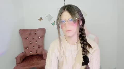 Alicie online show from 11.06.25