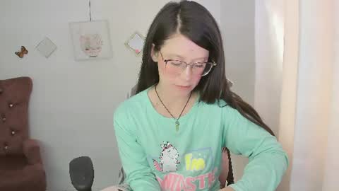 Alicie online show from 06.17.26