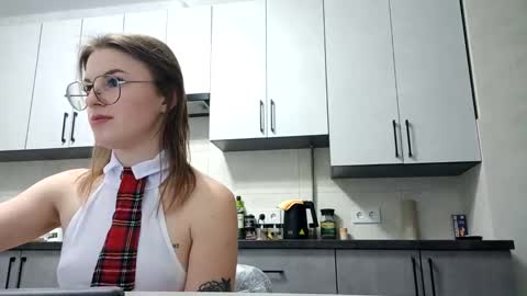 zoriana20 online show from 11.11.25