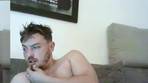 Snapshot of zoro2712 chatting on 10.30.25 Roy online show from 10.30.25