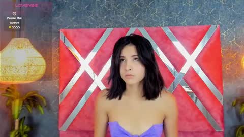 Zoe And Frienda online show from 09.23.25