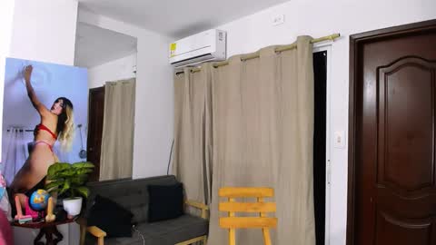 zou_quira online show from 02.13.26