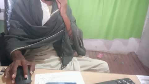 Snapshot of zoyakhan803 chatting on 02.13.25 zoyakhan803 online show from 02.13.25