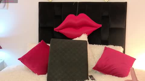 Snapshot of zuly_zahir_01 chatting on 09.30.25 zuly goode online show from 09.30.25