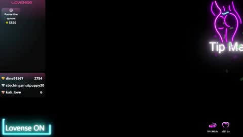 Snapshot of zuly_zahir_01 chatting on 12.20.25 zuly goode online show from 12.20.25