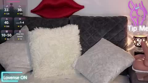 Snapshot of zuly_zahir_01 chatting on 01.12.26 zuly goode online show from 01.12.26