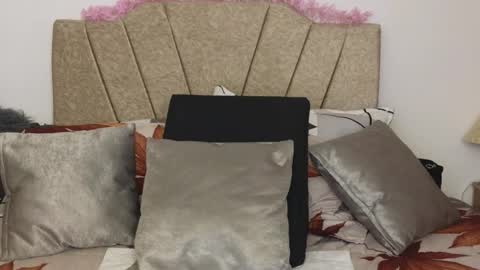 Snapshot of zuly_zahir_01 chatting on 02.07.26 zuly goode online show from 02.07.26