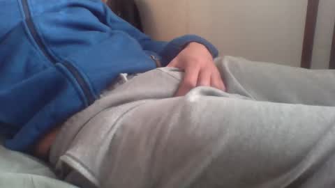 Snapshot of zyggy87 chatting on 12.01.25 zyggy87 online show from 12.01.25