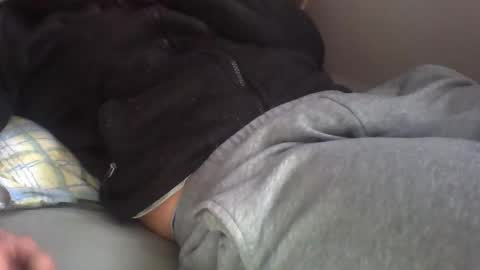 Snapshot of zyggy87 chatting on 12.04.25 zyggy87 online show from 12.04.25