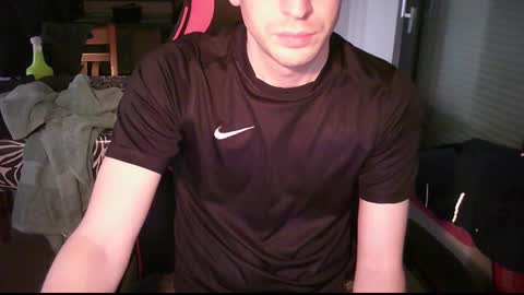 Snapshot of zyriosben chatting on 02.06.25 zyriosben online show from 02.06.25