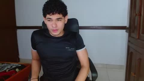 Snapshot of zyrosxk chatting on 07.27.26 antonio felipe online show from 07.27.26