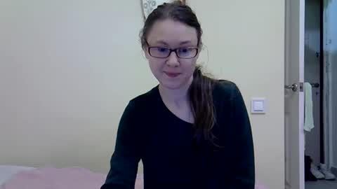 Zyuhre online show from 02.09.25