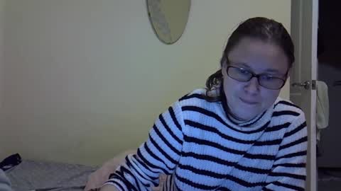 Zyuhre online show from 11.03.25