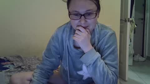 Zyuhre online show from 12.16.25