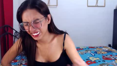 Snapshot of zyzy03 chatting on 01.26.25 zyzy online show from 01.26.25